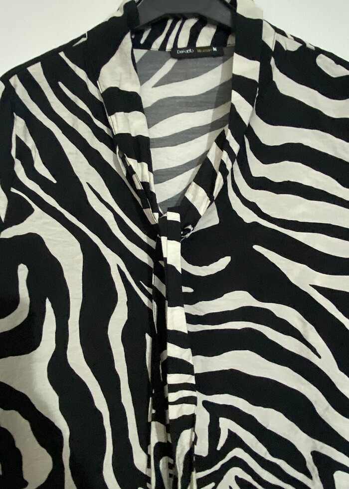 Önden bağlamalı bluz - Görsel 2