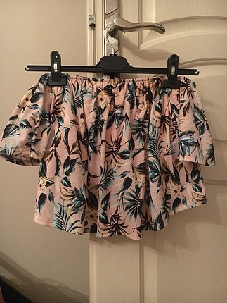 Bershka Omzu açık bluz