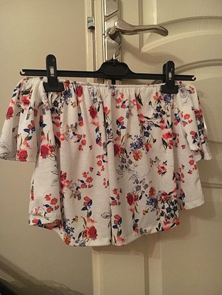 Bershka Omzu acık bluz