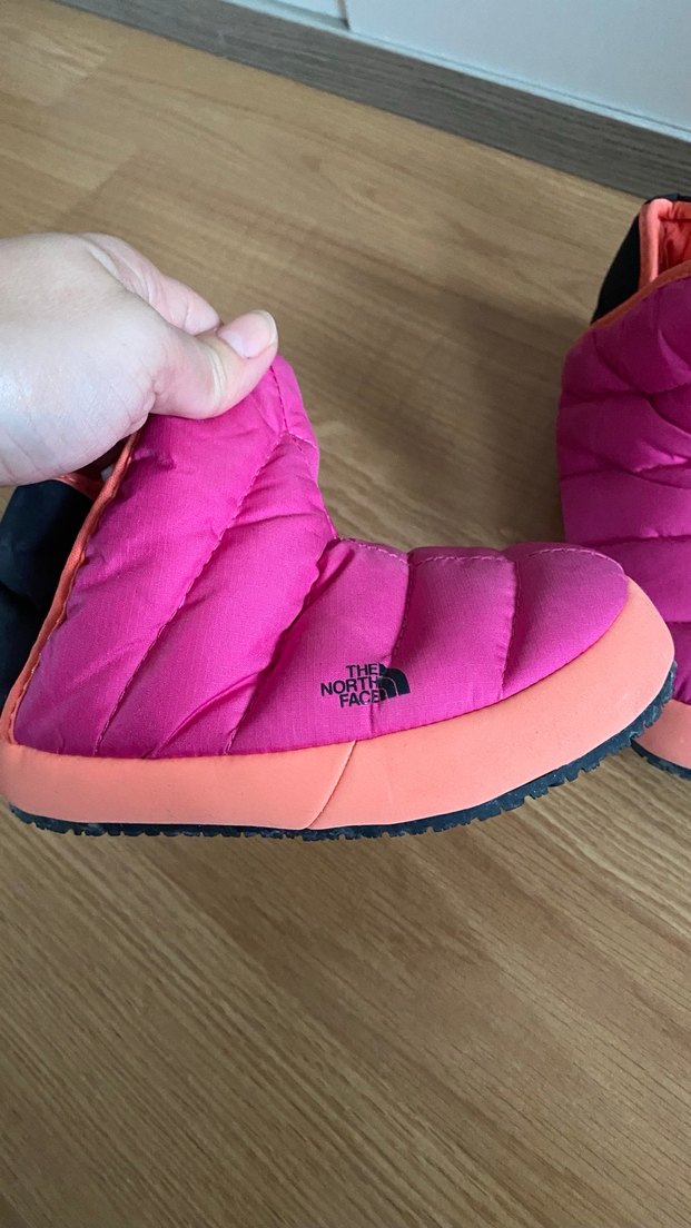 The Nort face ev botu - Görsel 2