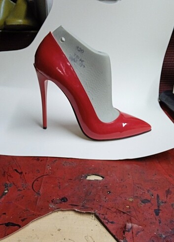 Diğer Stiletto