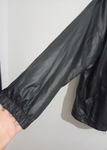 kadın siyah yağmurluk - Görsel 4