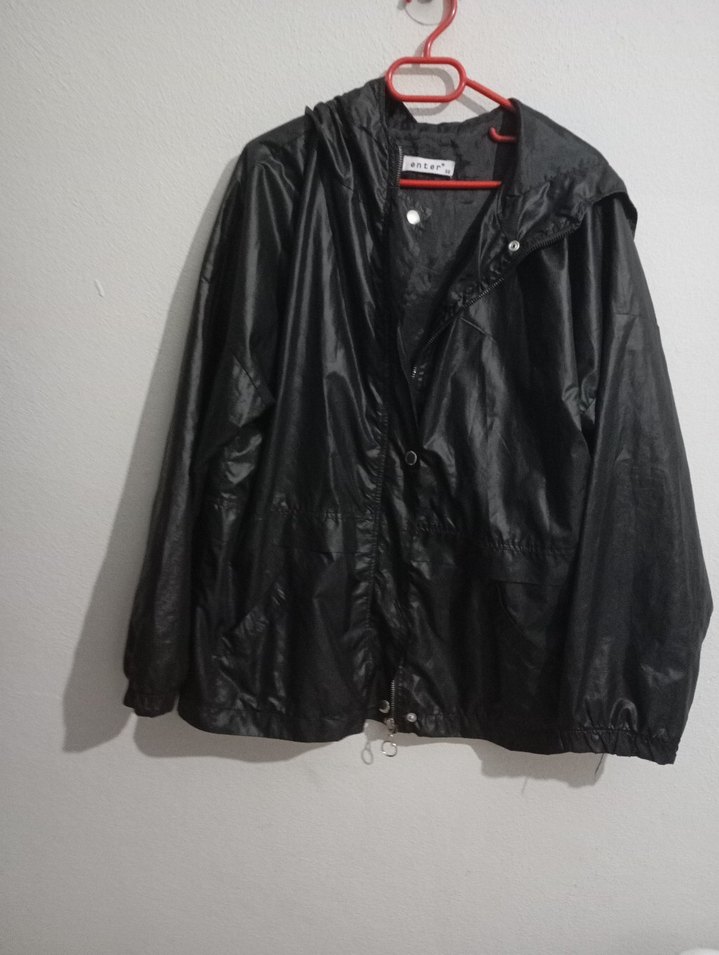 kadın siyah yağmurluk - Görsel 3