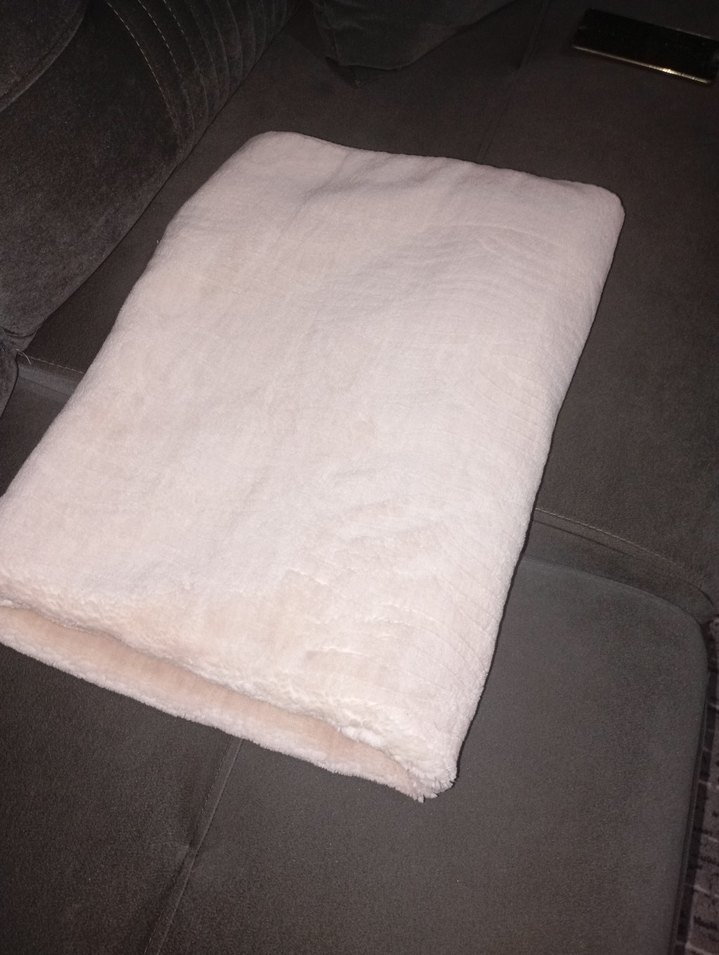 krem renk kıslık  bebek battaniyesi - Görsel 3