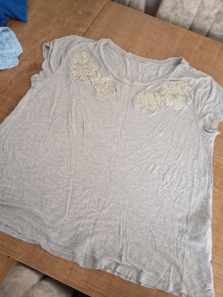 h&m yakası taşlı tişört - Görsel 5