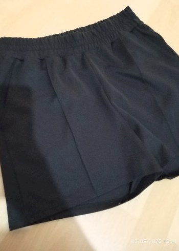 LC Waikiki Siyah Pamuklu Rahat Kesim Kadın sort