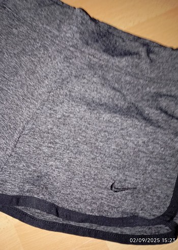 Nike Nike Gri Mini Spor Şort