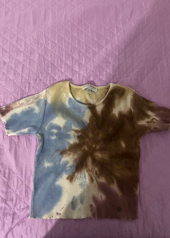 Kızlar için bol kesim kısa kollu batik tişört