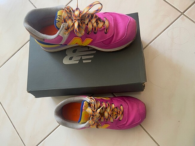 New Balance Kadın spor ayakkabı