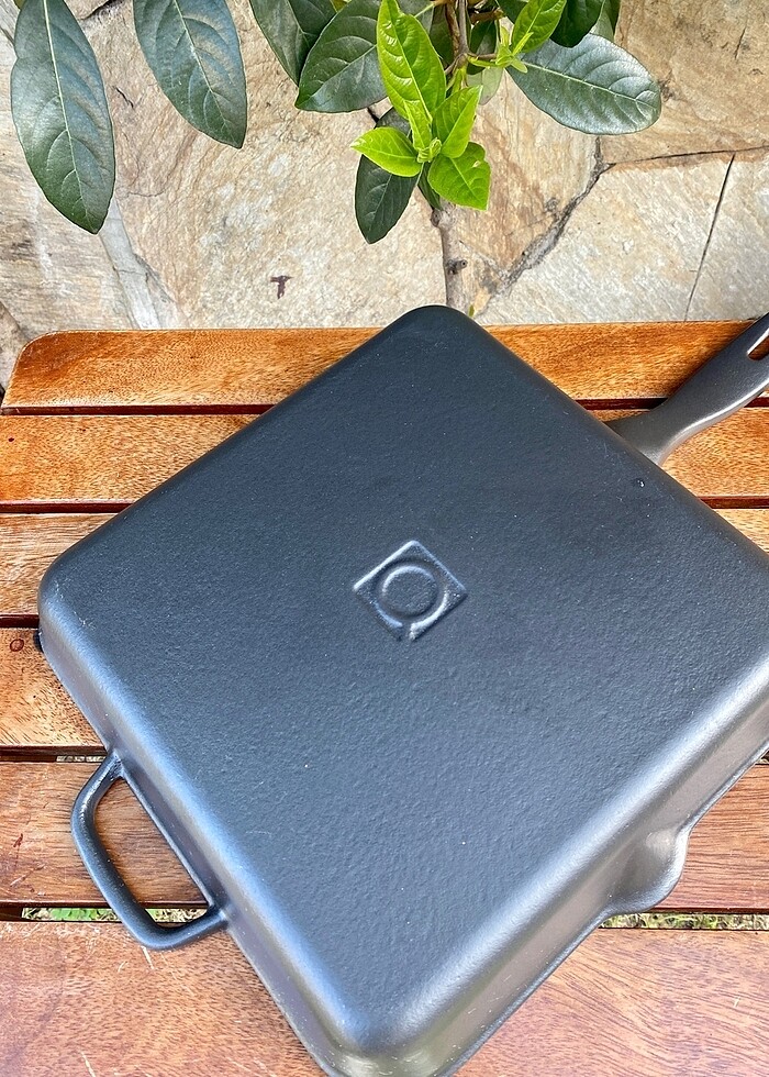 Hecha Demir Döküm 28 cm Kare Izgara Tava Mat Siyah - Görsel 2