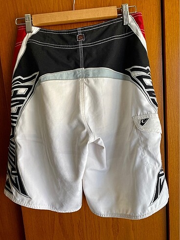 Quiksilver Orijinal Quiksilver çocuk şortu