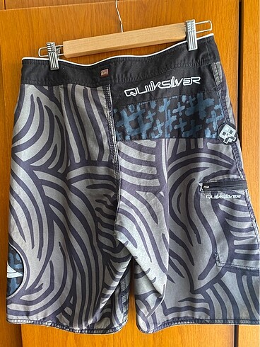 Orijinal QuickSilver çocuk şortu - Görsel 2