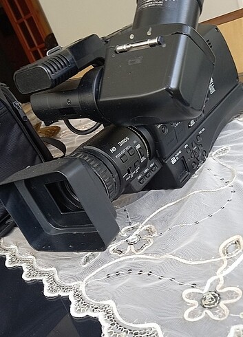 PANASONİC AG-HMC 82EN KARTLI VİDEO KAMERA 