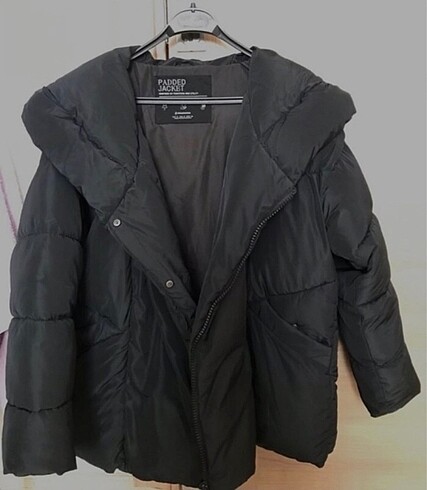 Stradivarius kadın şişme mont