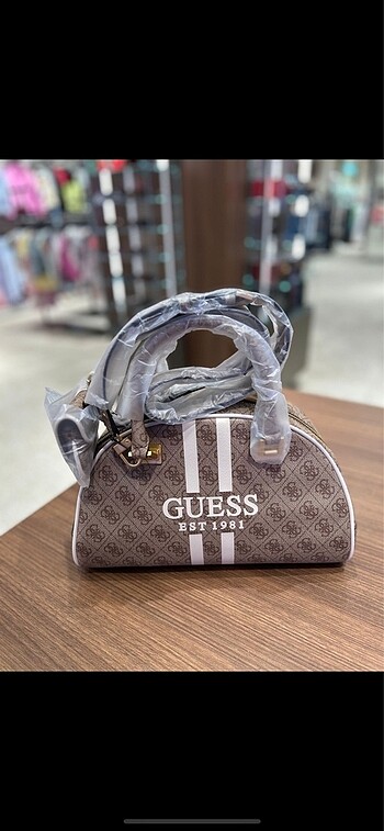 Guess çanta cüzdan