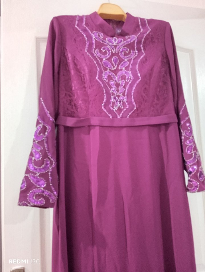 Mor Uzun Kollu İşlemeli Abiye Elbise - Görsel 3