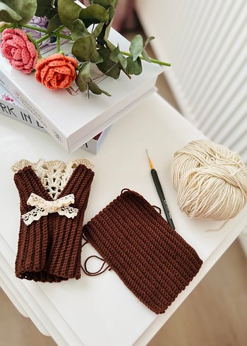 Dantel Detaylı Kahverengi Örgü Kadın Eldiven - Görsel 3