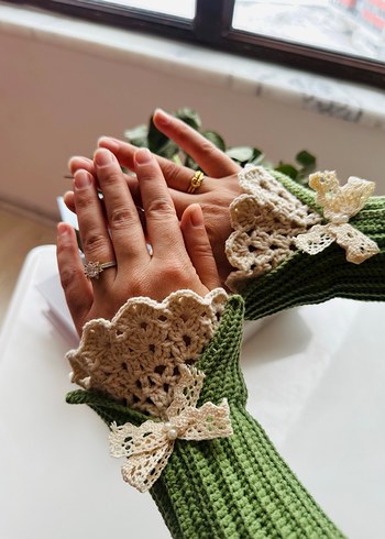 Yeşil Örgü Kadın Eldiveni Dantel Detaylı - Görsel 4