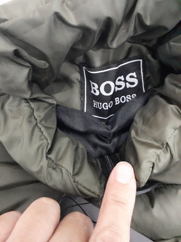 Hugo Boss erkek şişme yelek - Görsel 3