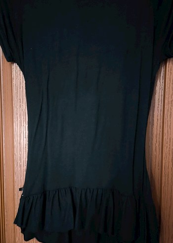 Siyah Desenli Drapeli Kısa Kollu Bluz - Görsel 3