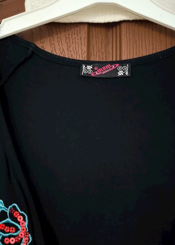 Siyah Desenli Drapeli Kısa Kollu Bluz - Görsel 5