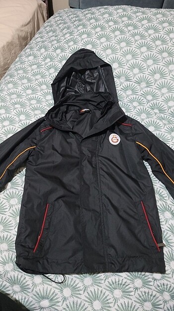 7/8 yaş Orijinal GS Store Yağmurluk 