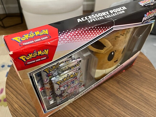  Pokemon Prismatic Evolution Pouch Collection