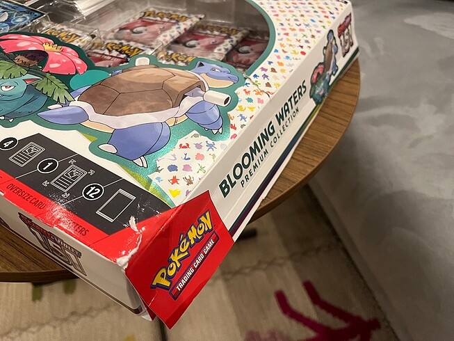  Beden Pokemon Blooming Waters Colletion Box