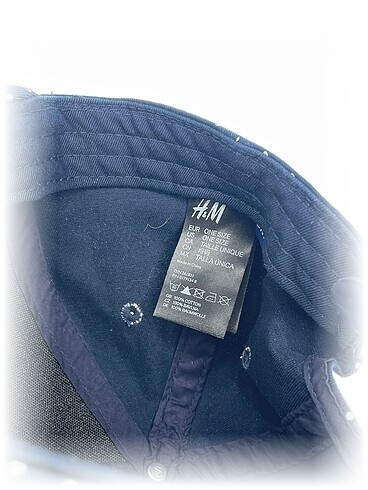 Beden H&M Şapka %70 İndirimli.