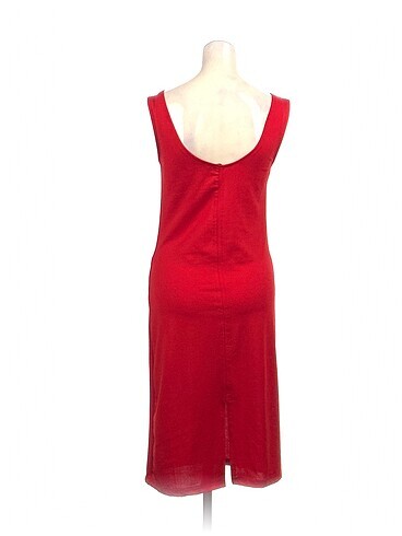 xl Beden PreLoved Kısa Elbise %70 İndirimli.