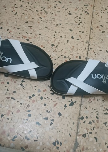 Benetton erkek terlik 44 - Görsel 2