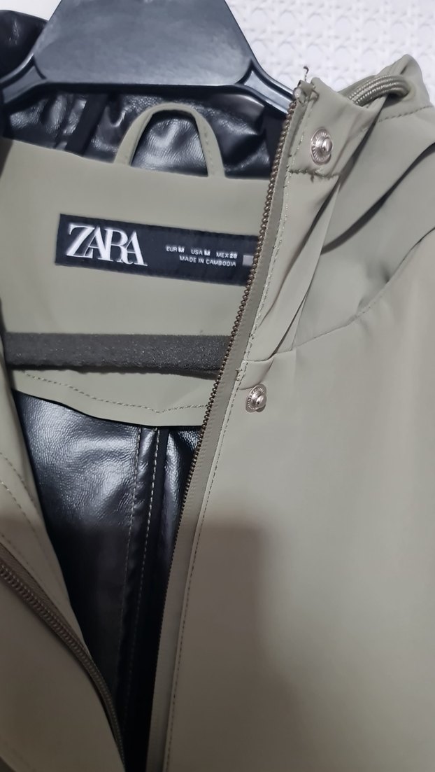 Zara Düğmeli Uzun Kadın Yağmurluk - Görsel 4