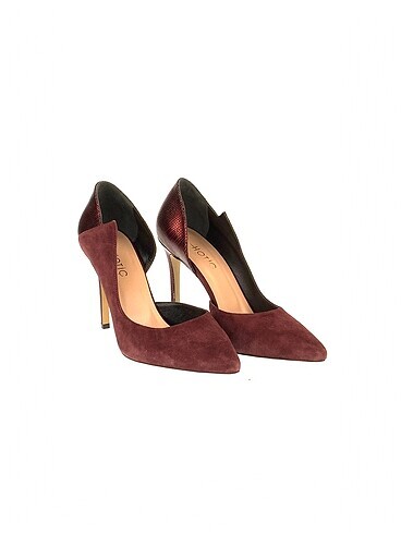 Hotiç Hotiç Stiletto %70 İndirimli.