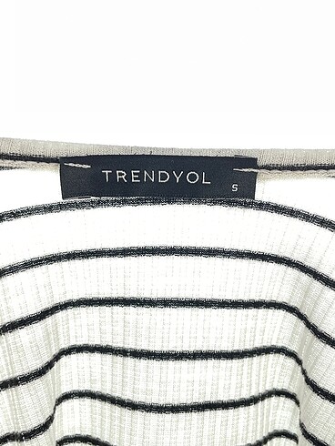 s Beden çeşitli Renk Trendyol & Milla T-shirt %70 İndirimli.