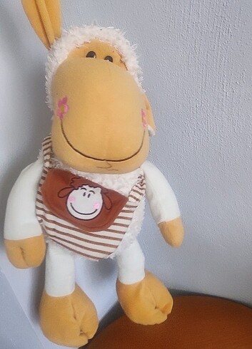 Fisher Price Peluş kuzucuk