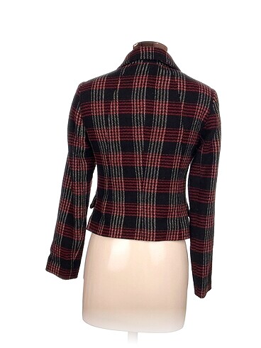 36 Beden Koton Blazer %70 İndirimli.