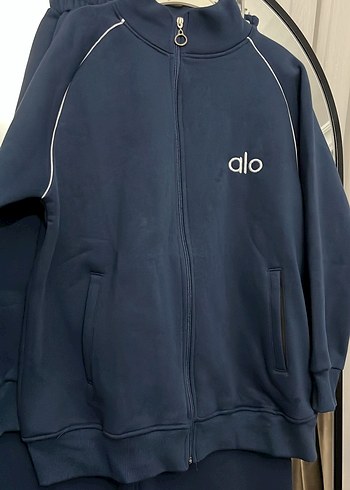 Lacivert Yırtmaçlı Rahat Kesim Kadın Eşofman - Görsel 3