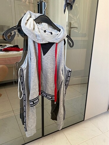 Omuz açık sweatshirt