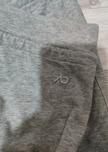 Nike Gri Rahat Kesim Mini Şort - Görsel 7