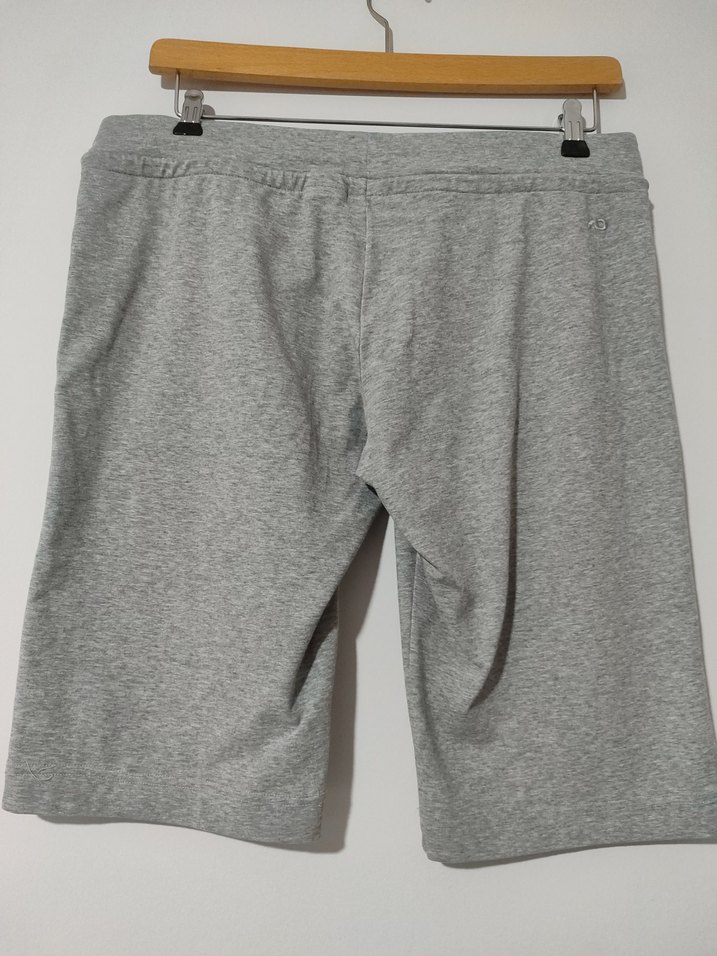 Nike Gri Rahat Kesim Mini Şort - Görsel 2