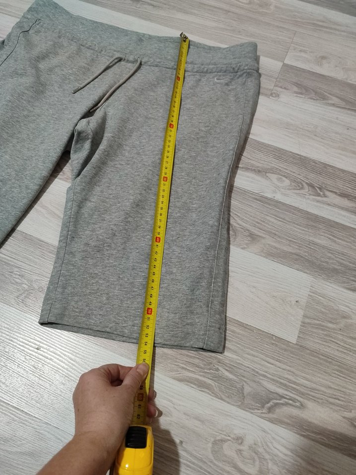 Nike Gri Rahat Kesim Mini Şort - Görsel 5