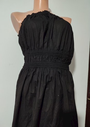 Halter Yaka Siyah Uzun Askılı Elbise - Görsel 5