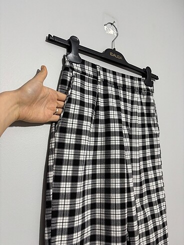 s Beden Bershka pantolon