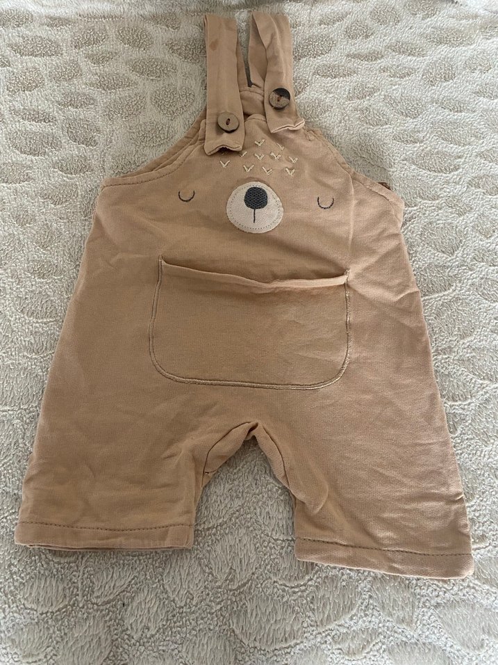 Kahverengi Nakışlı Bebek Önlüğü - Görsel 2