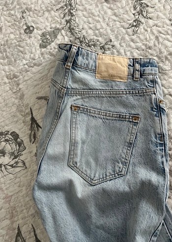 Düğmeli Rahat Kesim Mavi Kadın Kot Pantolon - Görsel 2