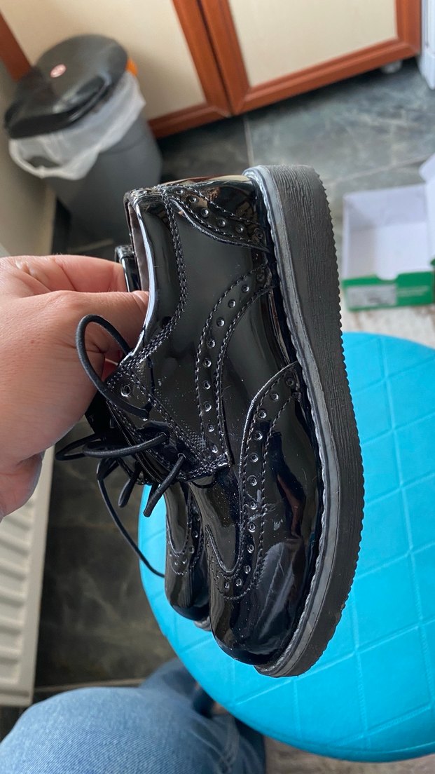 Erkek Çocuk Siyah Rugan Özel Ayakkabı - Görsel 2