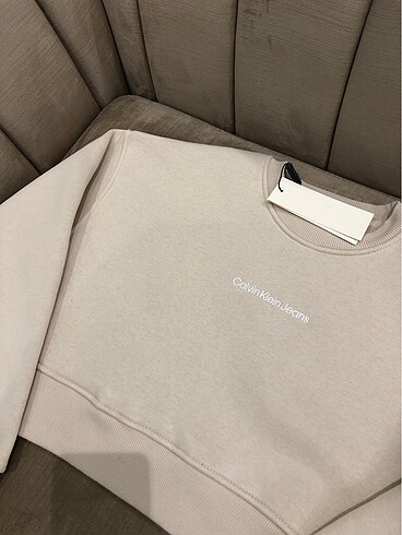 Calvn Sweatshirt