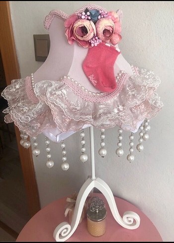 Dantel Detaylı Pembe Vintage Abajur