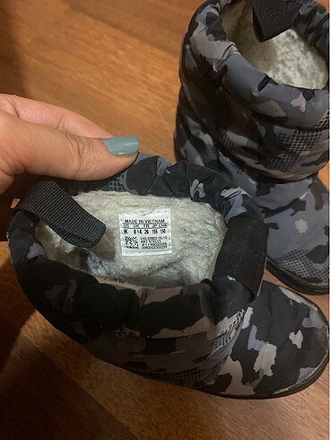 tek ebat Beden gri Renk Adidas bebek ayakkabısı