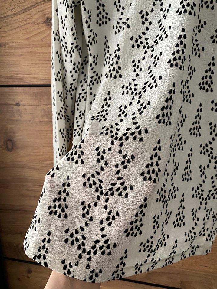 Uzun Kollu, Yüksek Yakalı, Desenli Kadın Bluz - Görsel 2